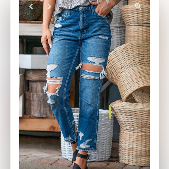 Flying Monkey Denim - FLYING MONKEY Women’s Lucid Dream High Rise Crop Straight Jeans - Size 27